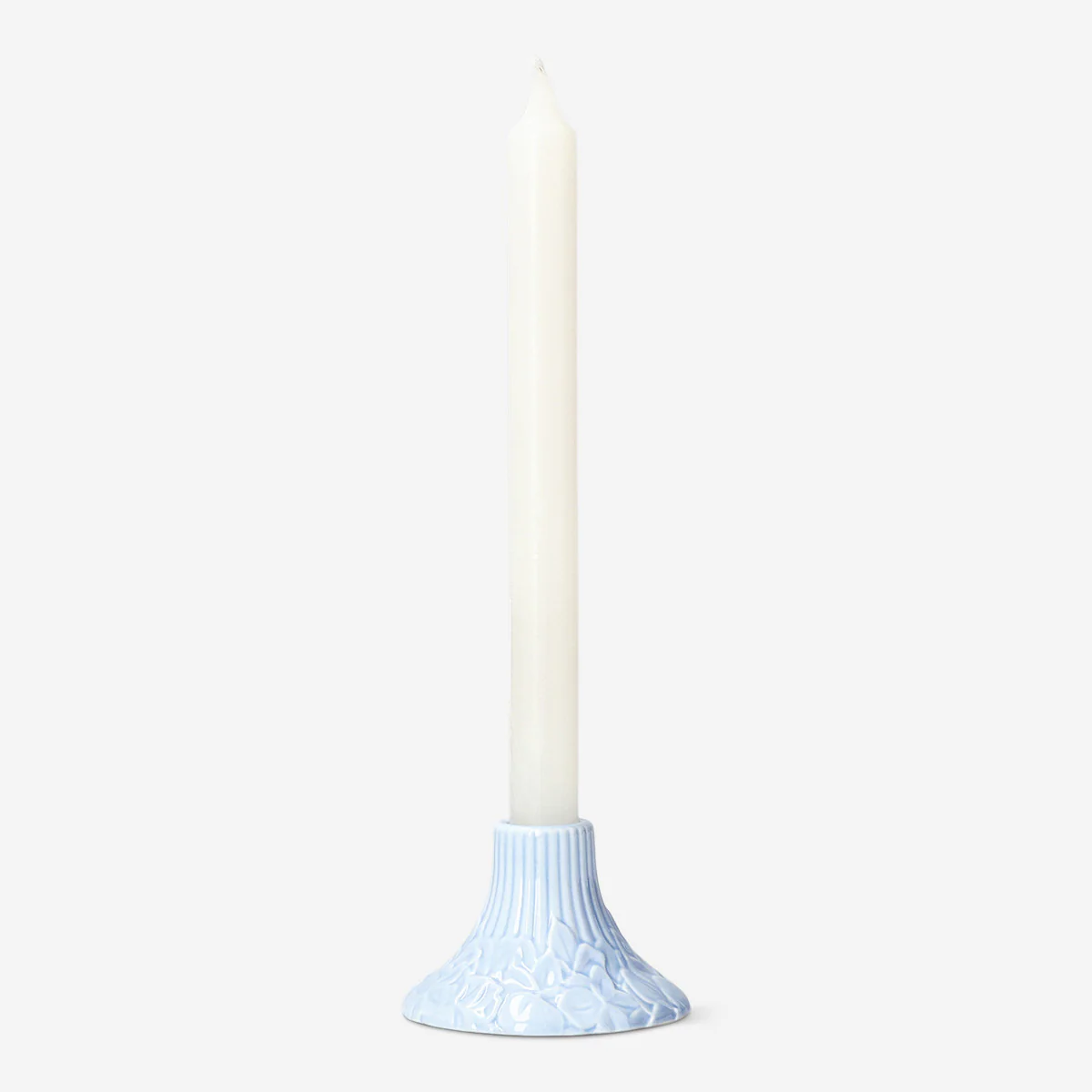 Blue candleholder with embossed hydrangeas - Image 2