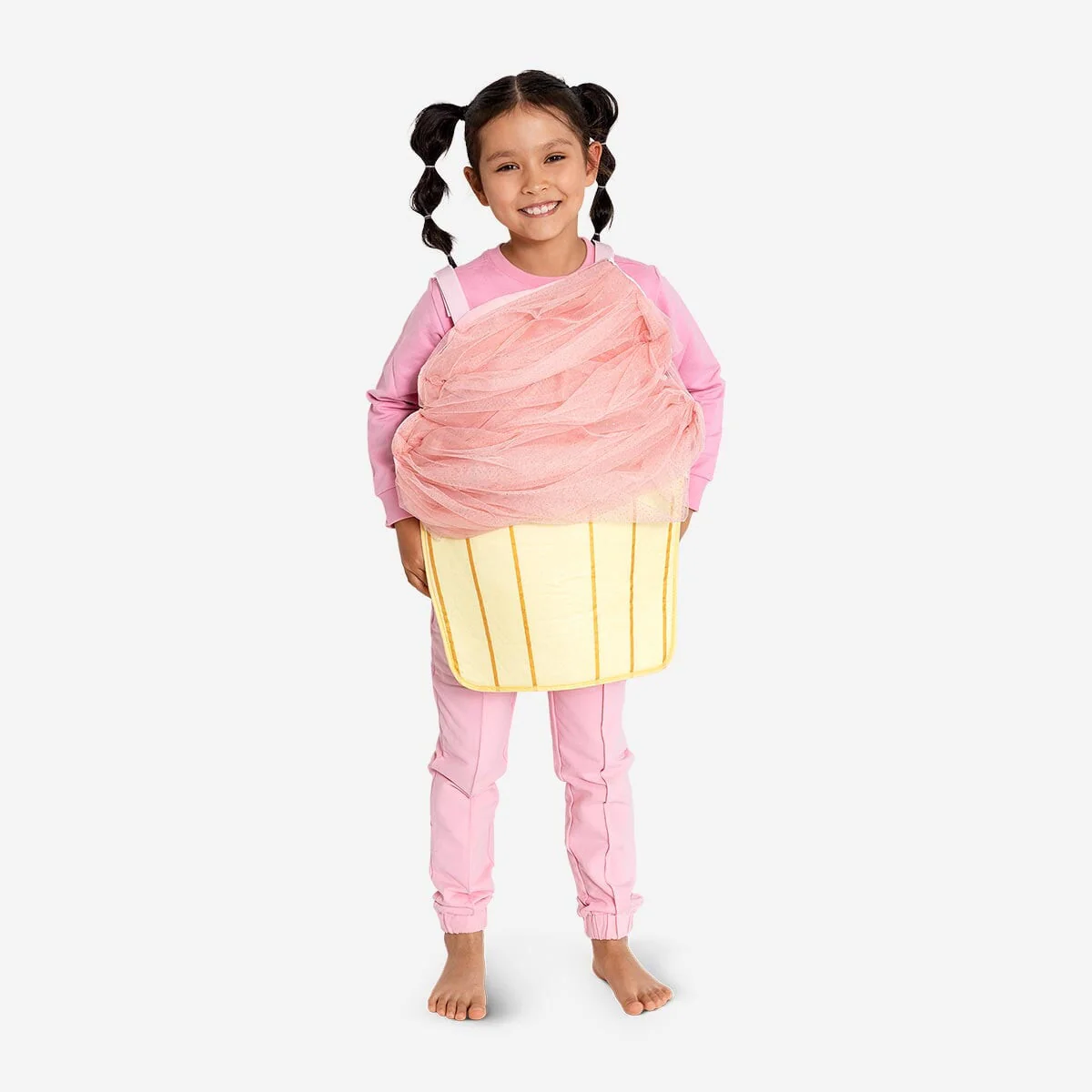 Costume. 4-8 years