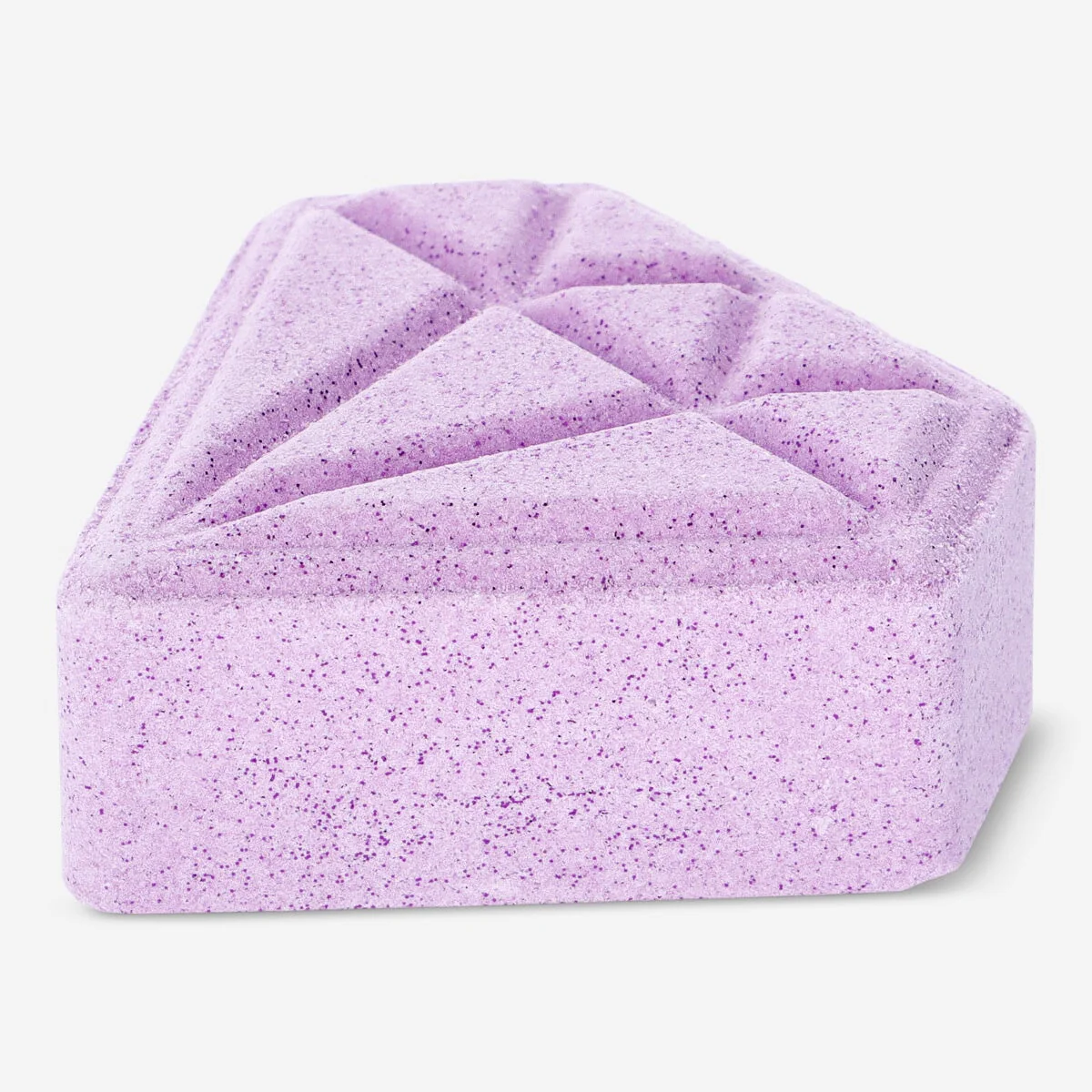 Diamond-shaped pink bath fizzer with raspberry fragrance - Image 2