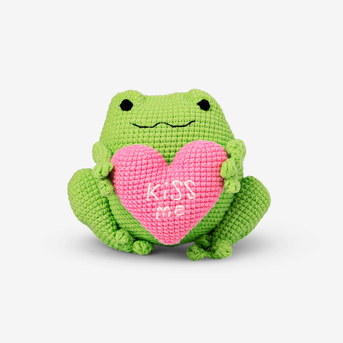 DIY crochet Valentine frog kit - Image 3