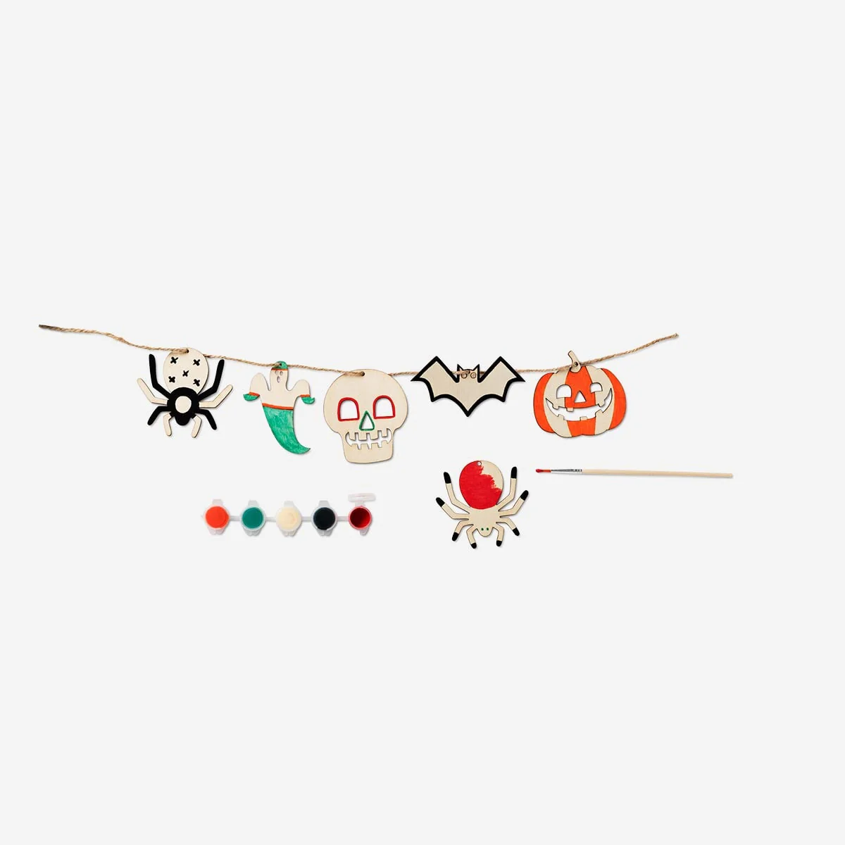 DIY Halloween garland