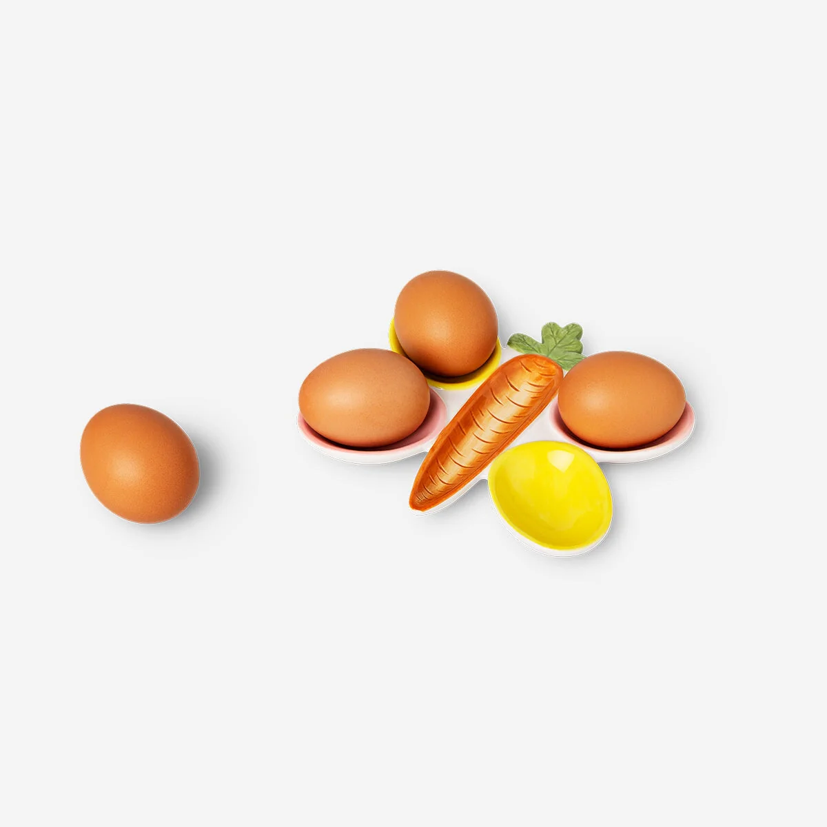 Egg dish with carrot design - Image 2