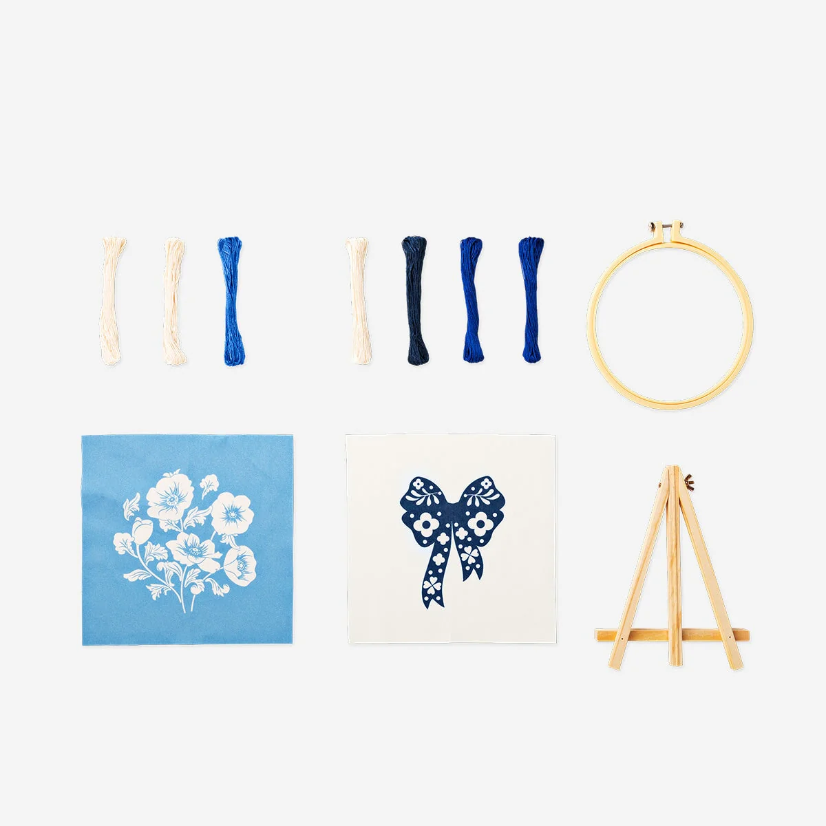 Embroidery kit with stand - Image 2