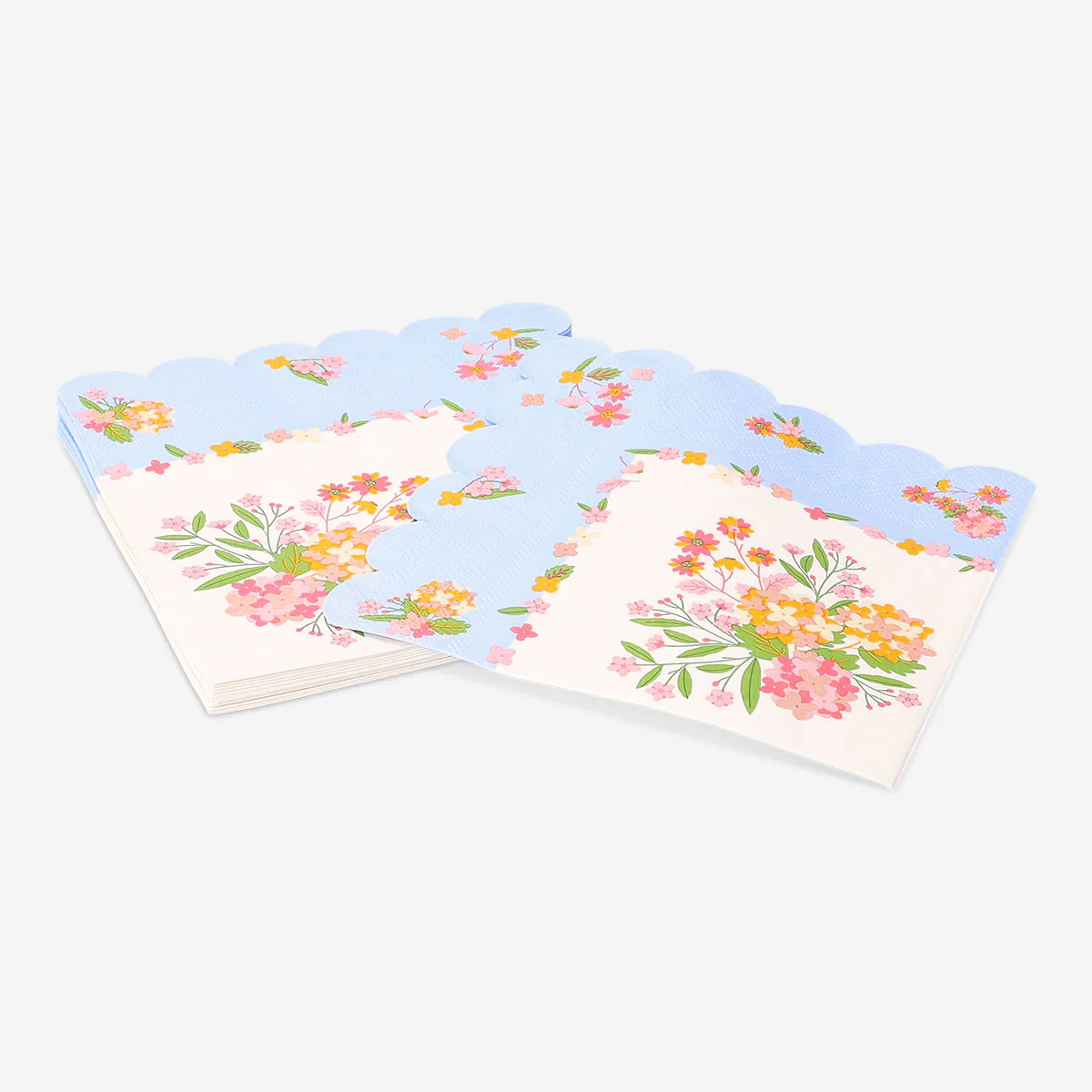 Floral napkins with scalloped edges - 16 pcs - Image 3