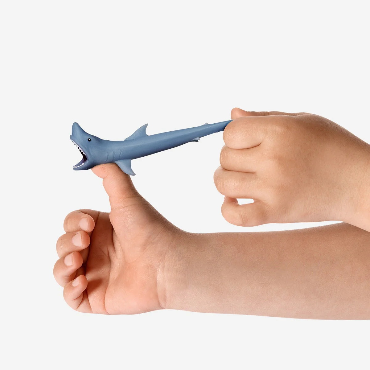 Flying sharks - 2 pcs - Image 2