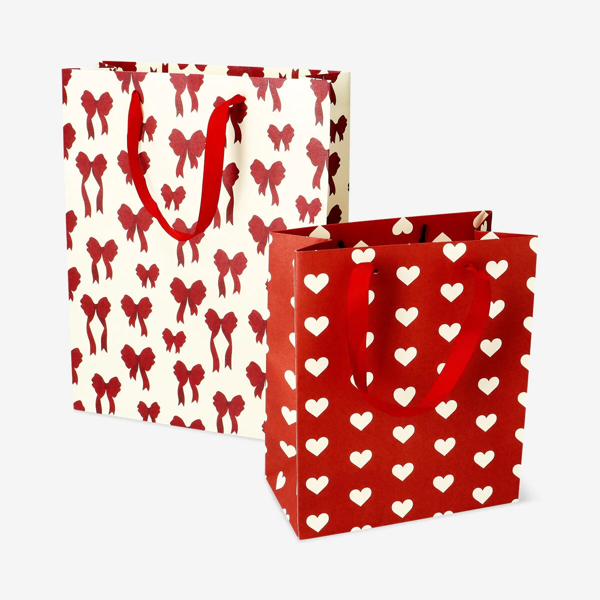 Gift bags with bows and hearts - 2 pcs - Image 3