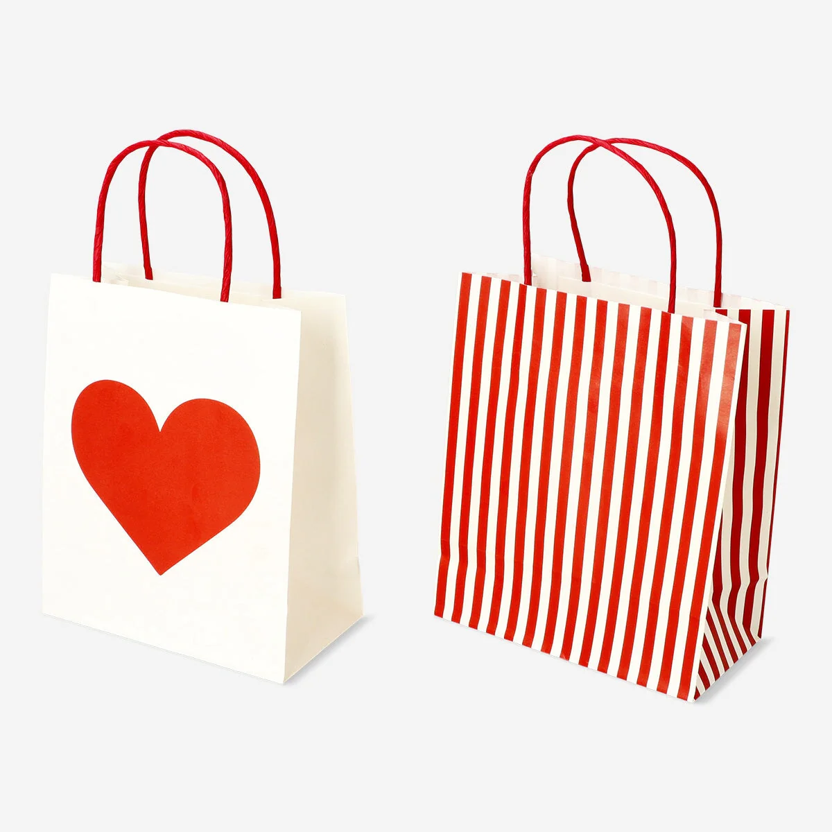 Gift bags with hearts - 2 pcs - Image 2