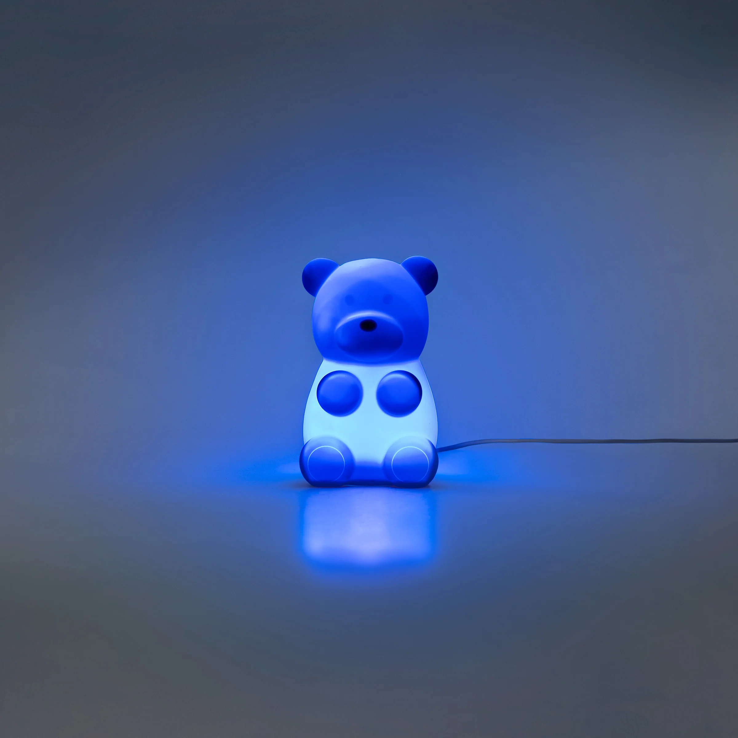 Colour changing gummy bear cosy lamp - Image 3