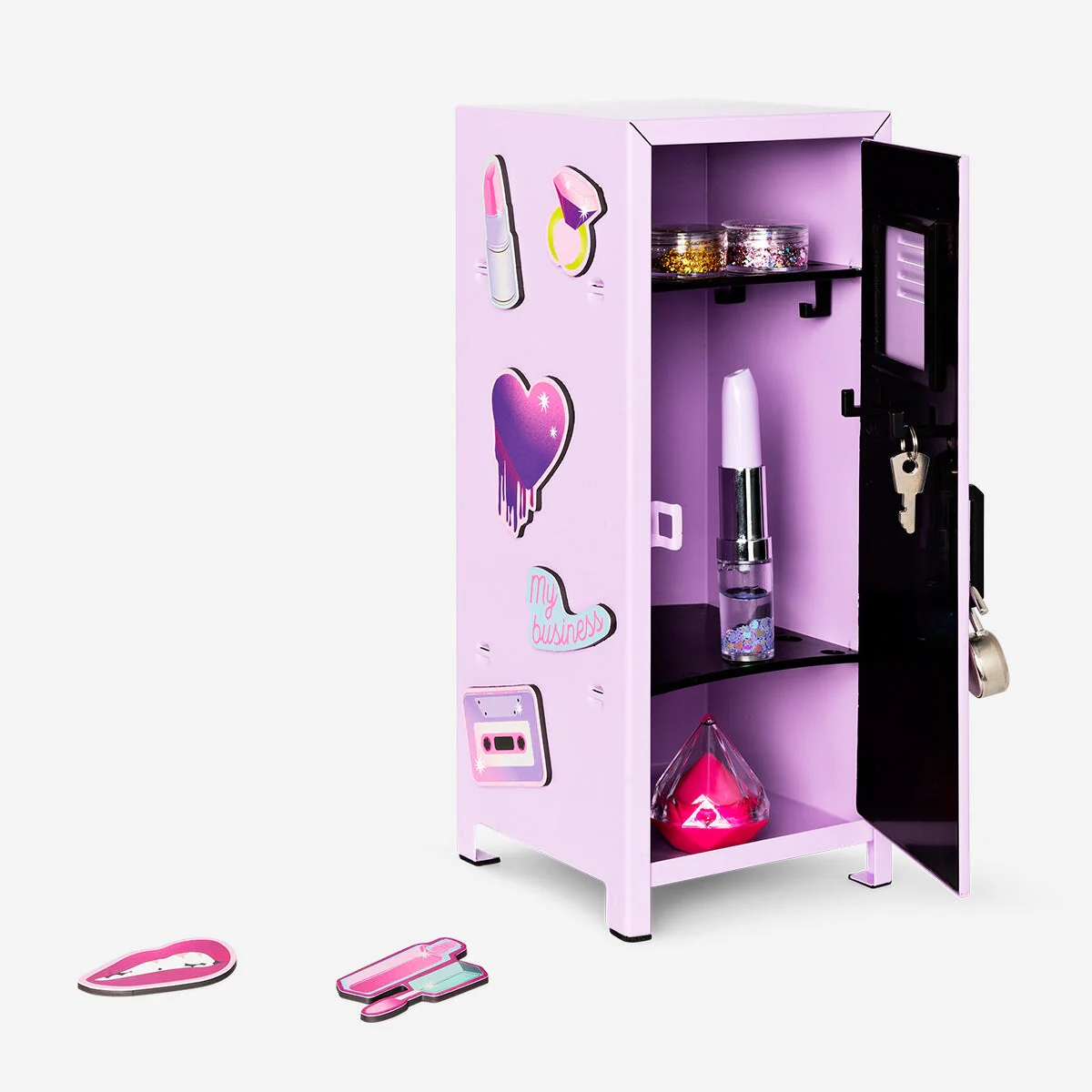Locker with magnets - Image 2