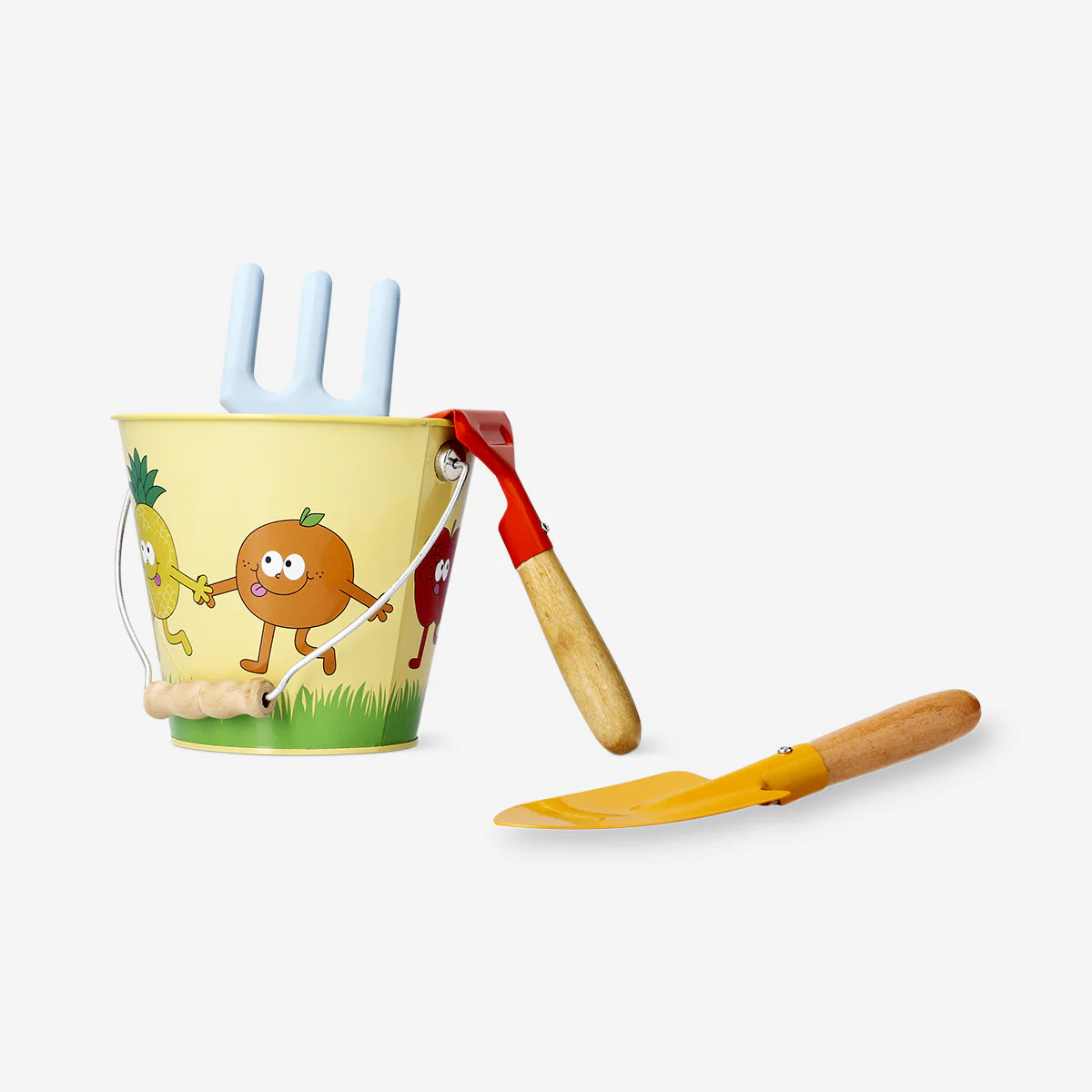Metal gardening tools in bucket - Image 2