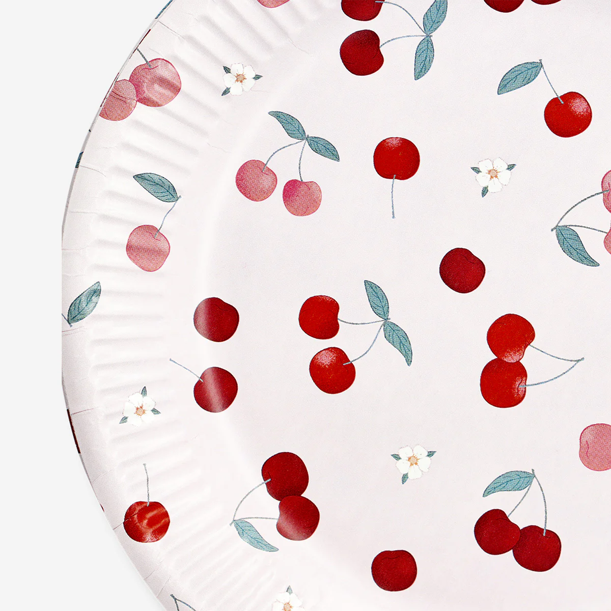 Paper plates with cherry print - 8 pcs - Image 3