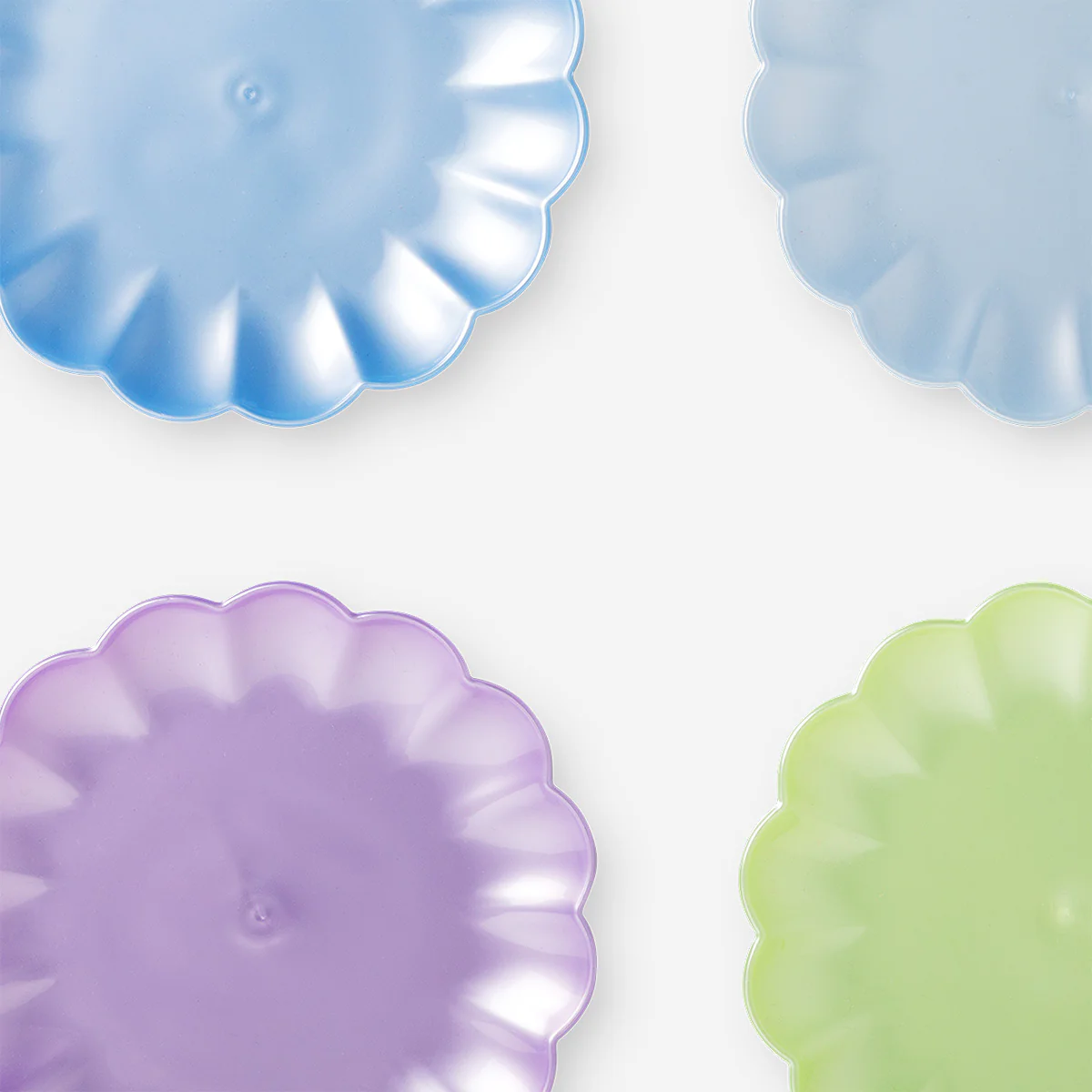 Pearlescent plates - 4 pcs - Image 2