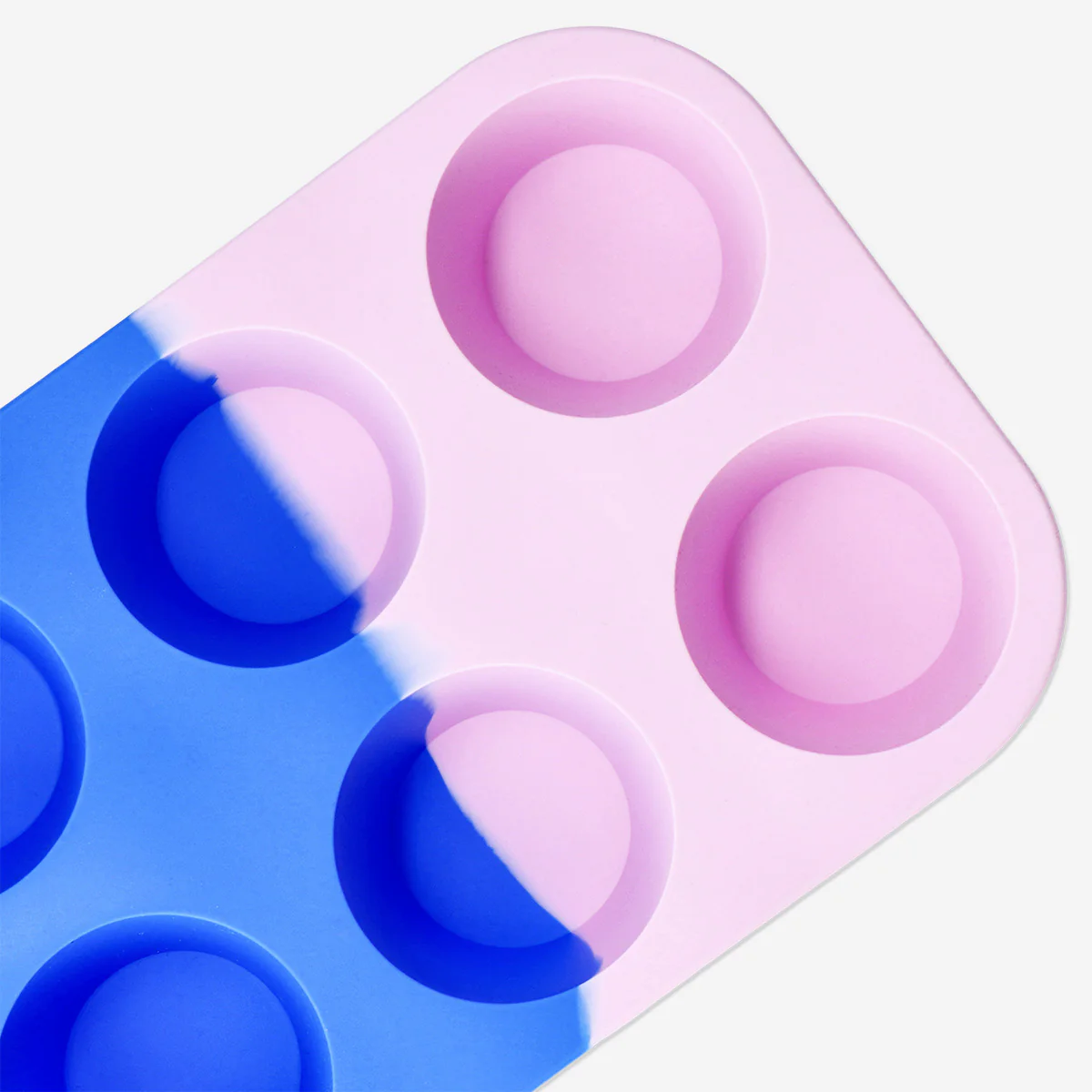 Pink and blue silicone muffin tray - Image 2