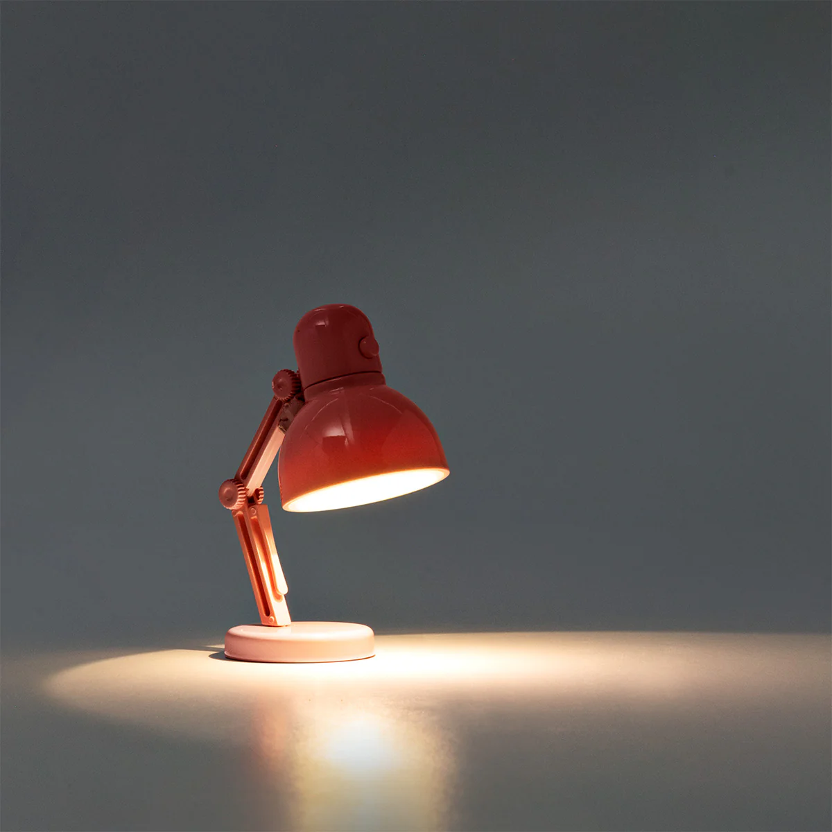 Pink magnetic cosy lamp - Image 2