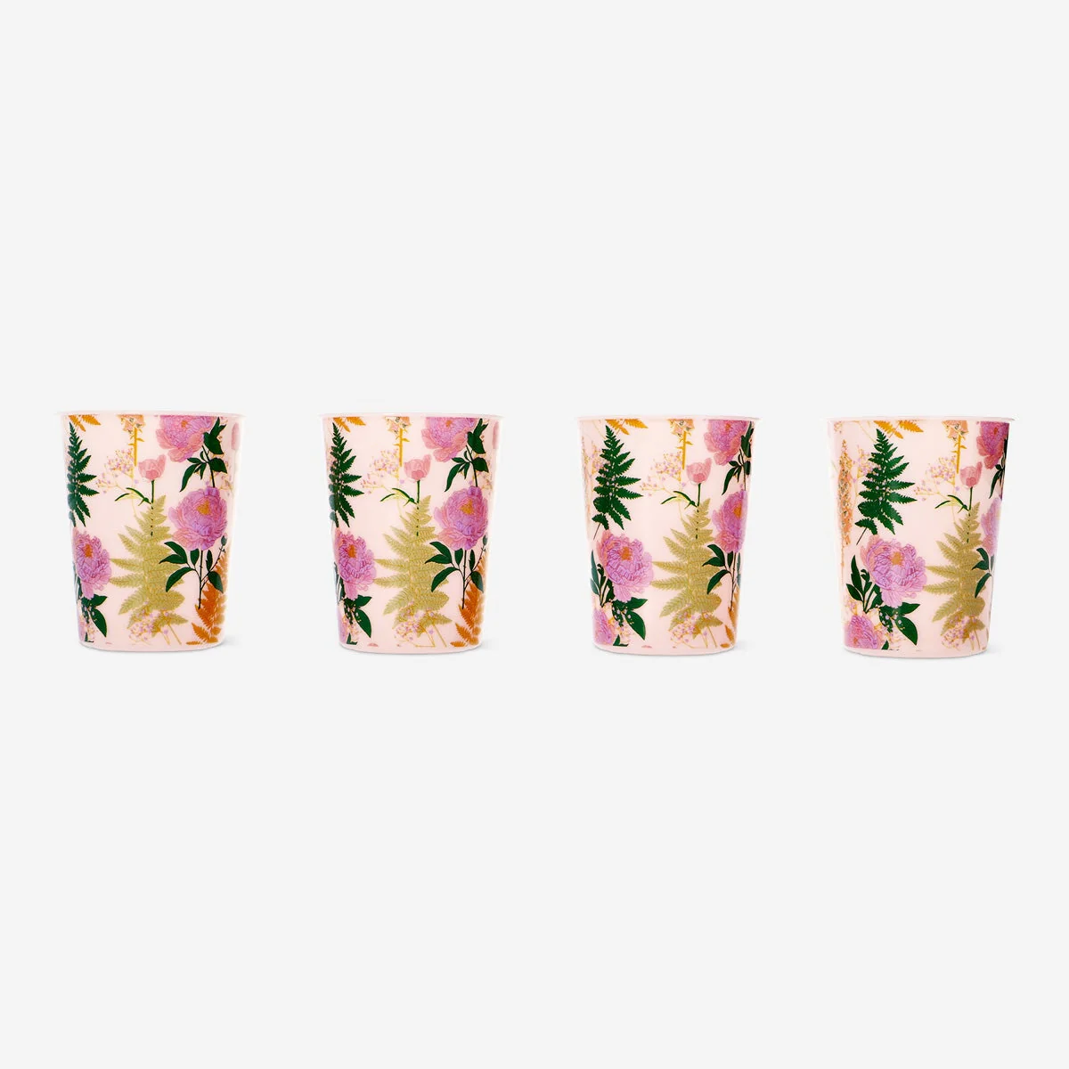 Plastic cups. 4 pcs