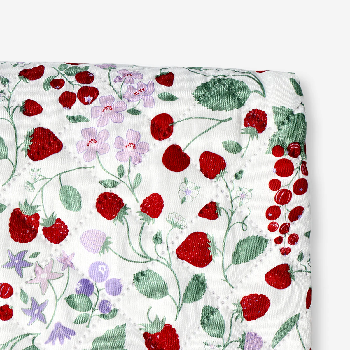 Quilted blanket with strawberry print - 170x130 cm - Image 3