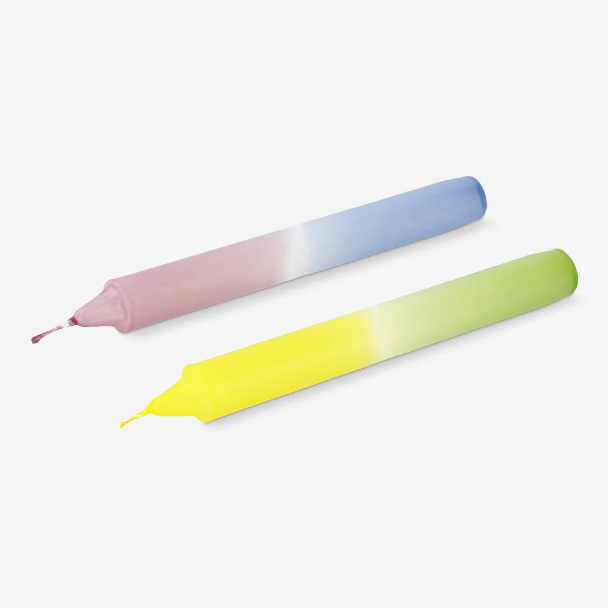 Red dip dye candles - 4 pcs - Image 3