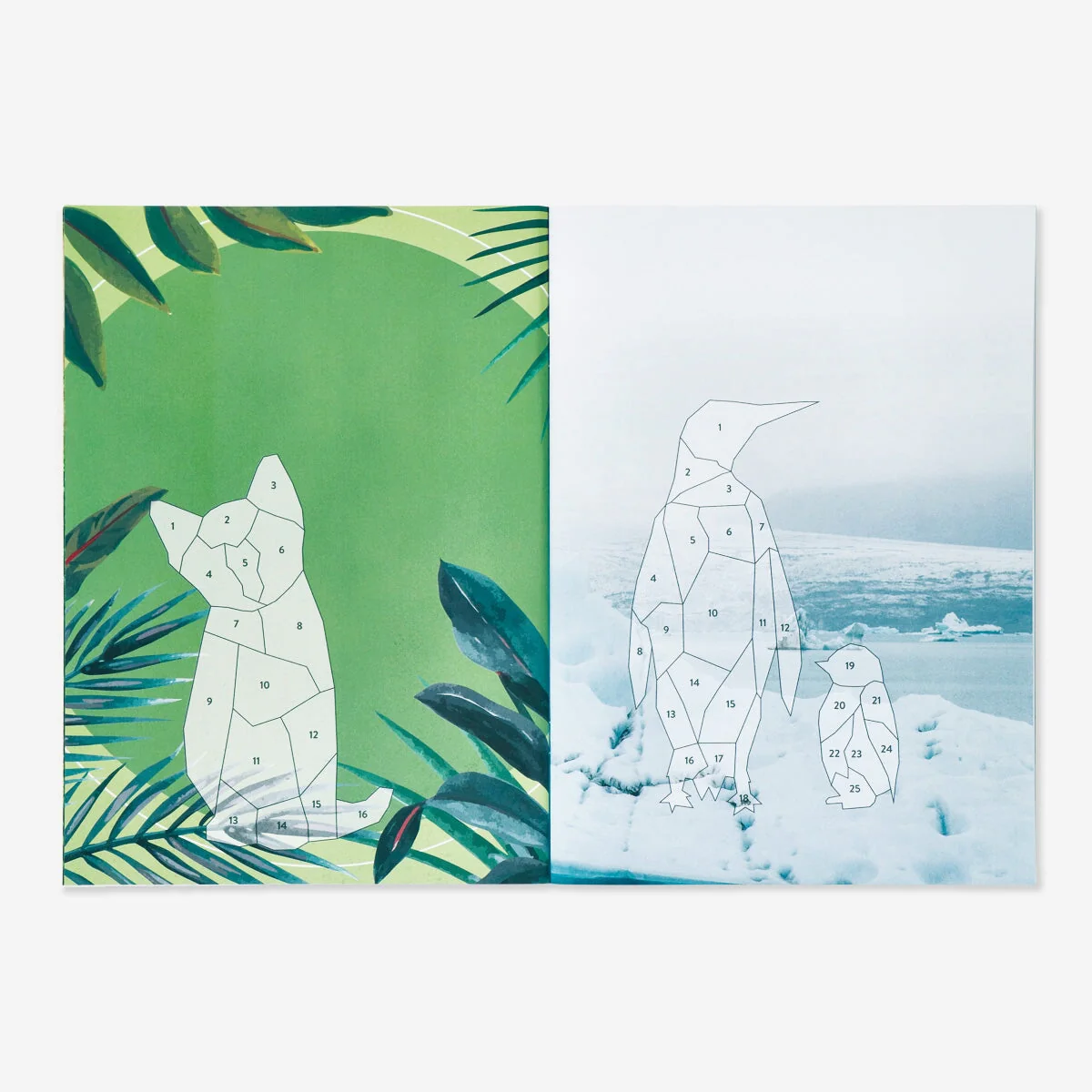 Sticker book with mosaic animals - Image 2