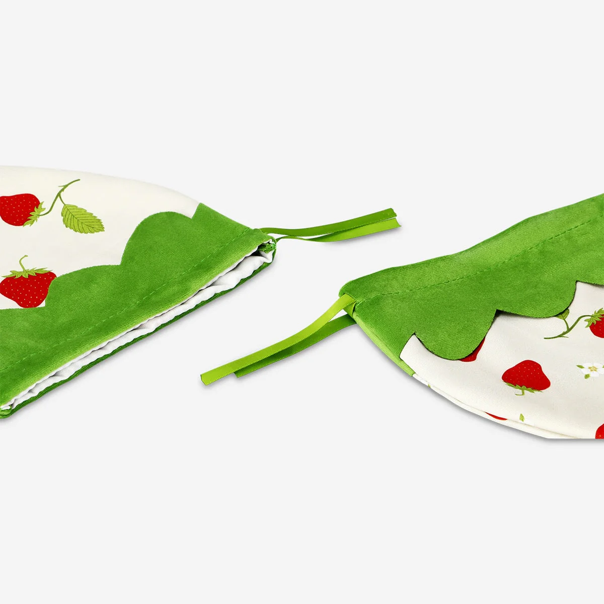 Strawberry shaped gift bags - 2 pcs - Image 3