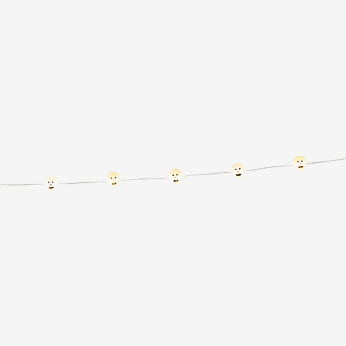 Skull string lights. 220 cm
