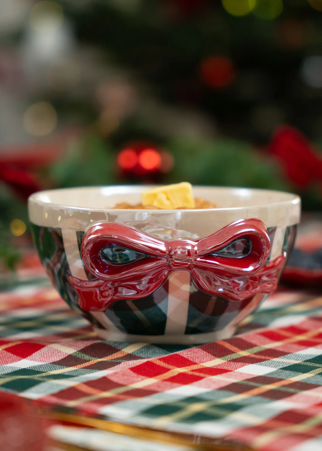 Striped bowl with embossed bow - 16 cm
