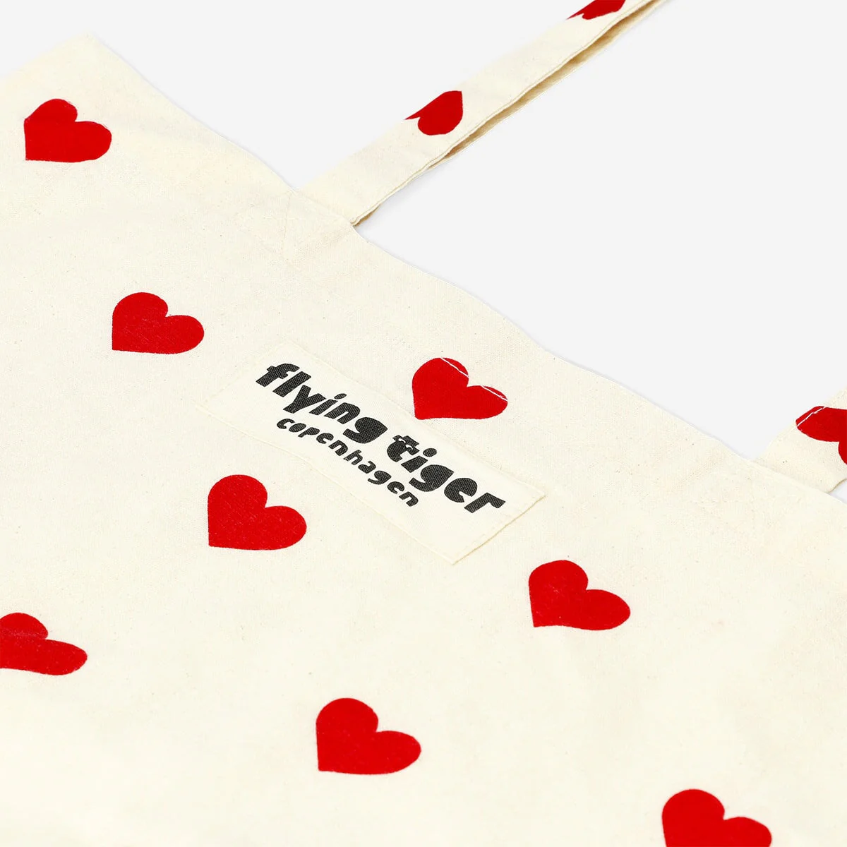 Tote bag with red hearts - Image 3