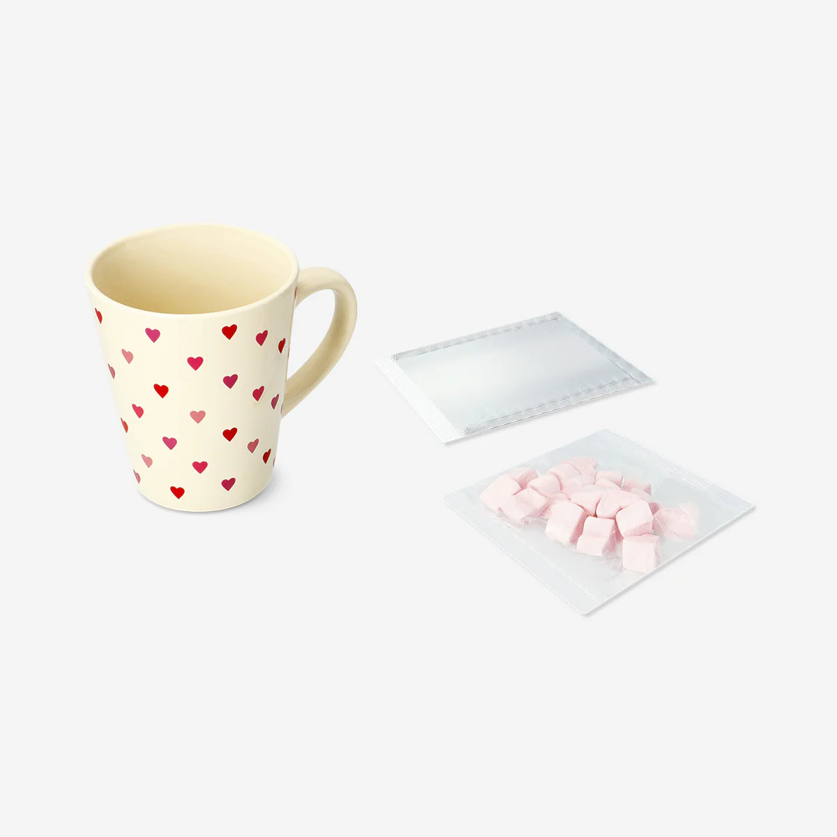 Valentine mug with hot chocolate filling and mini marshmallows - Image 2
