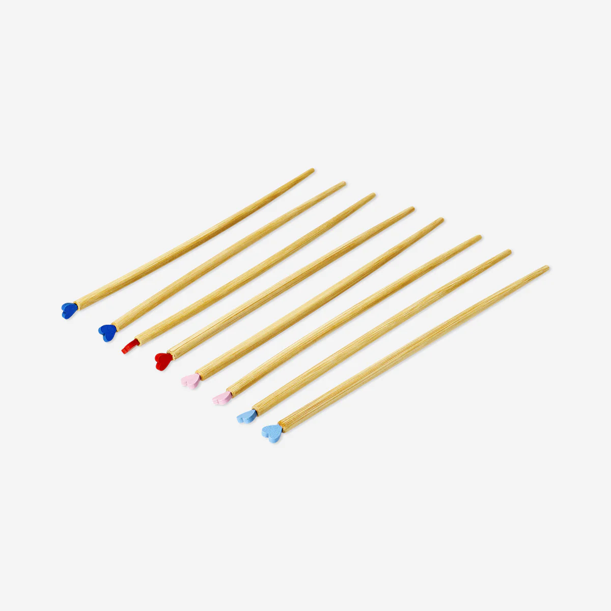 Wood chopsticks with heart toppers - 4 pcs - Image 2